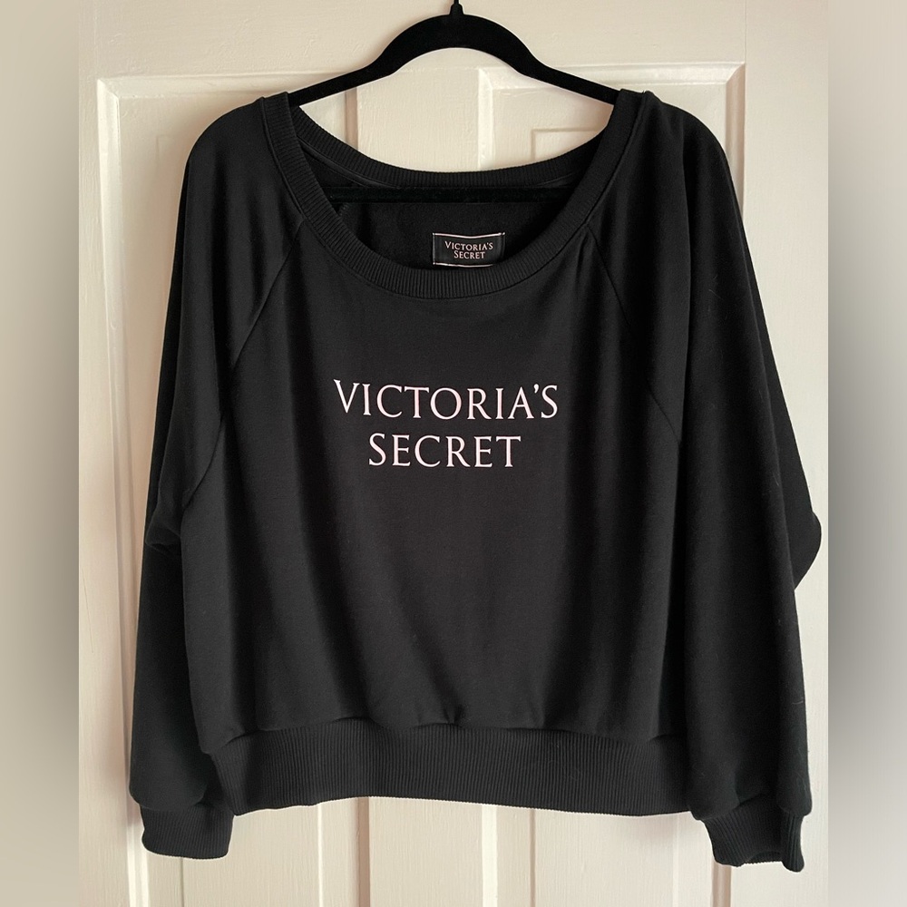 NWOT Victoria’s Secret Sweatshirt size Large
